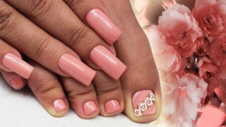 unhas das mãos e dos pés pintadas