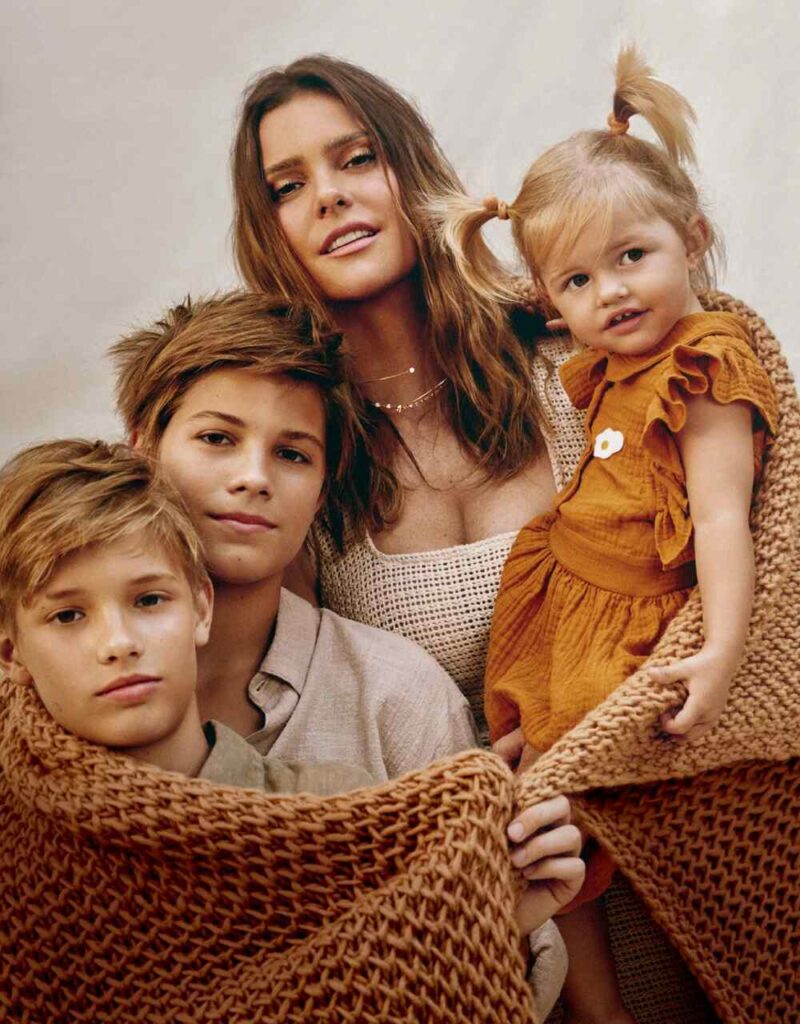 9 cortes de cabelo leve para mulheres com filhos pequenos! mulher com filhos