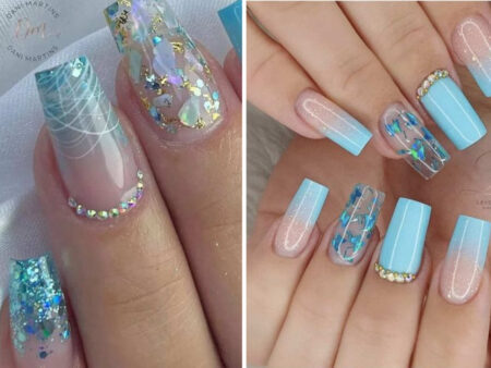 unhas decoradas em azul claro