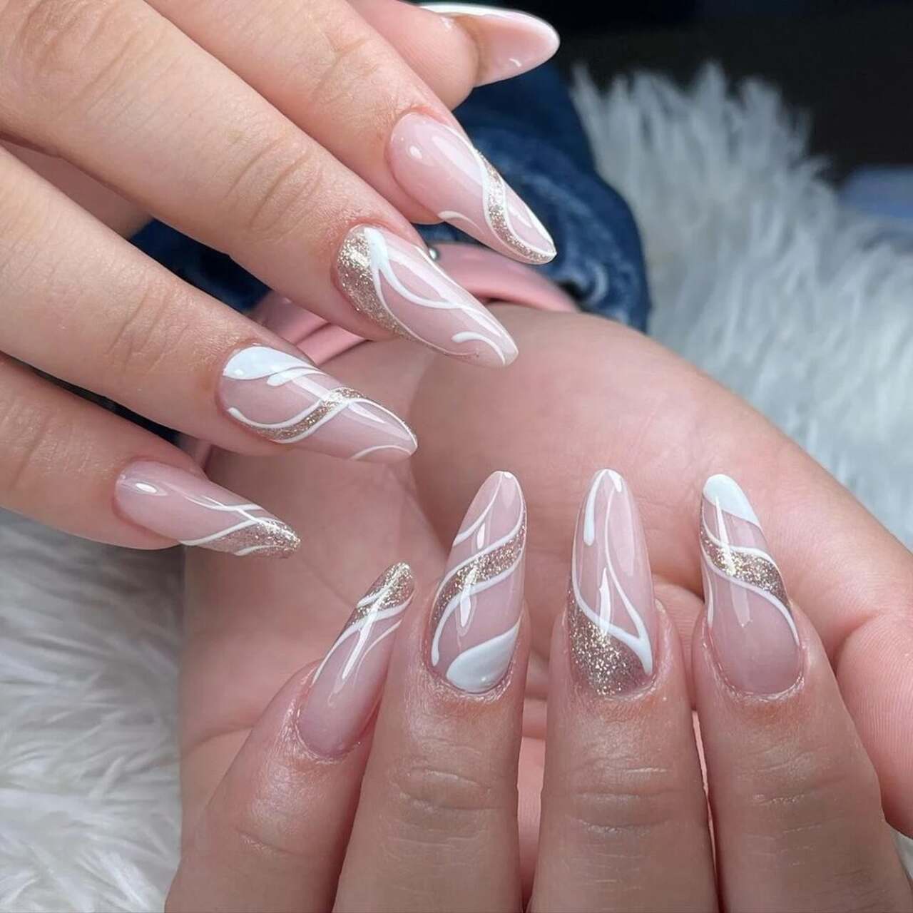 unhas decoradas nude
