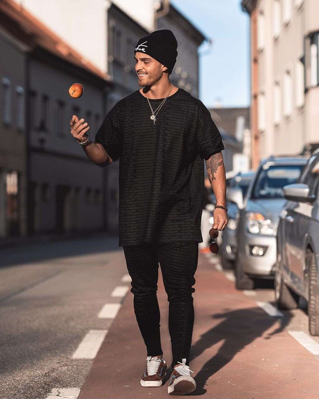 camisetas masculinas modernas
