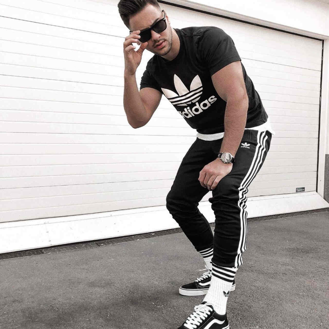 camisetas masculinas modernas