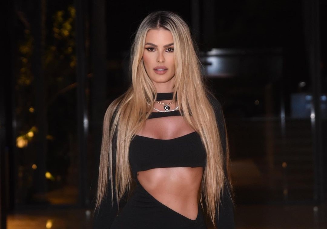 Cabelo Yasmin Brunet 