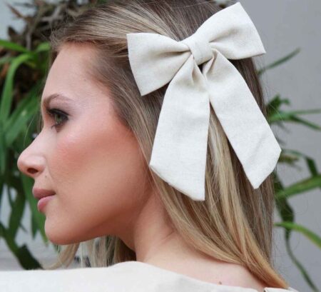Laços 2024: Tendência Ultrafeminina laço no cabelo