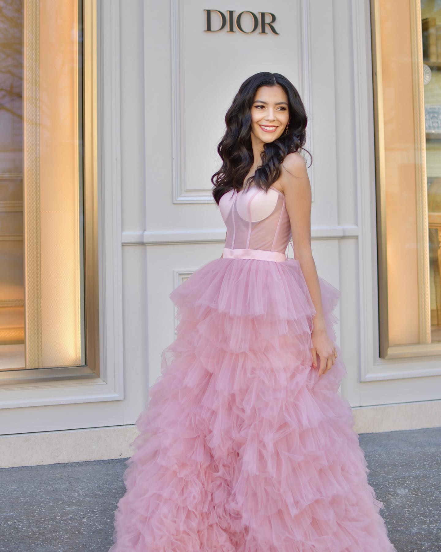 Looks inspirados em Cinderela Camila Cabello 