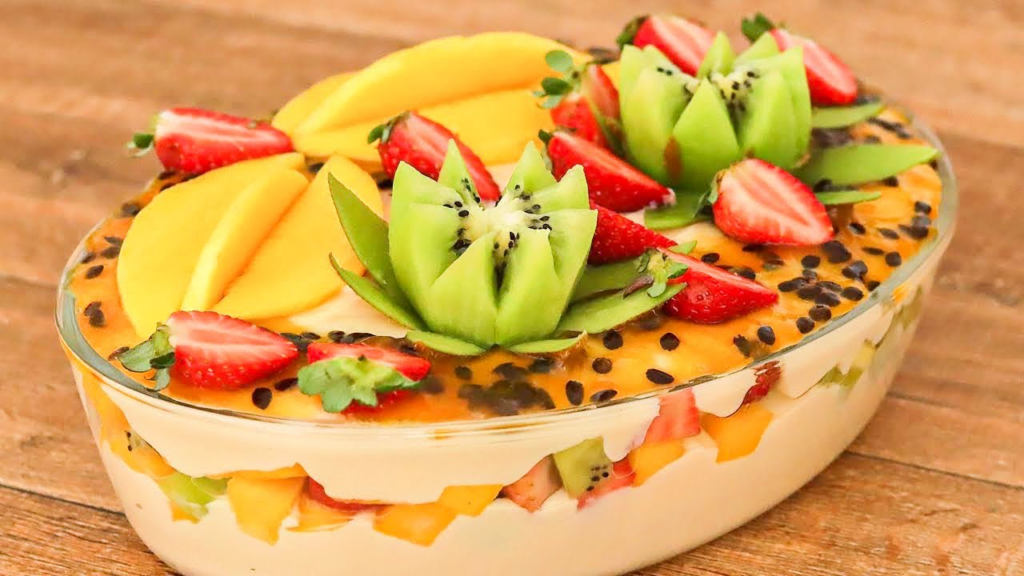 Pavê de frutas tropicais