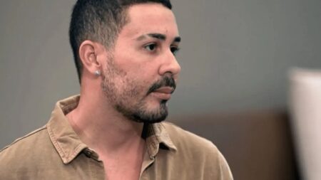Carlinhos Maia publica vídeo desperdiçando comida e é criticado Carlinhos Maia