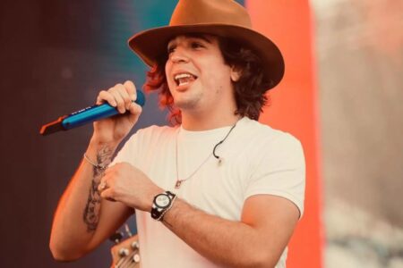 Nattan compra jatinho avaliado em R$ 35 milhões e celebra conquista Nattan compra jatinho avaliado em R$ 35 milhões e celebra conquista