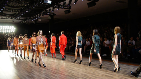 Confira a programação completa da São Paulo Fashion Week Confira a programação completa da São Paulo Fashion Week