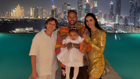 Bruna Biancardi esbanja luxo ao usar vestido de grife no Réveillon