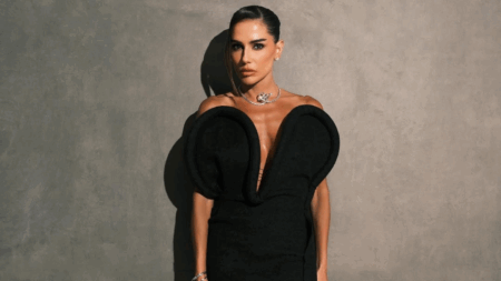 Déborah Secco usa vestido da grife de Victoria Beckham avaliado em R$ 8 mil; veja Déborah Secco usa vestido da grife de Victoria Beckham avaliado em R$ 8 mil; veja